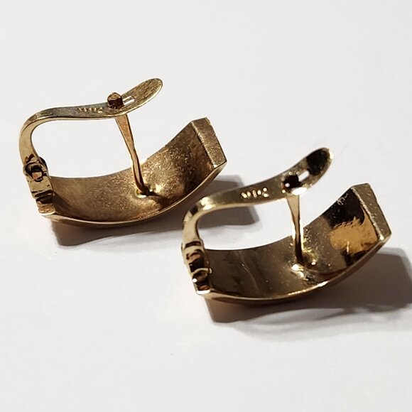 Not Flimsy* 80s 14k Solid Gold French Diamond etched Filigree Earrings 1.39g VTG - Picture 11 of 13